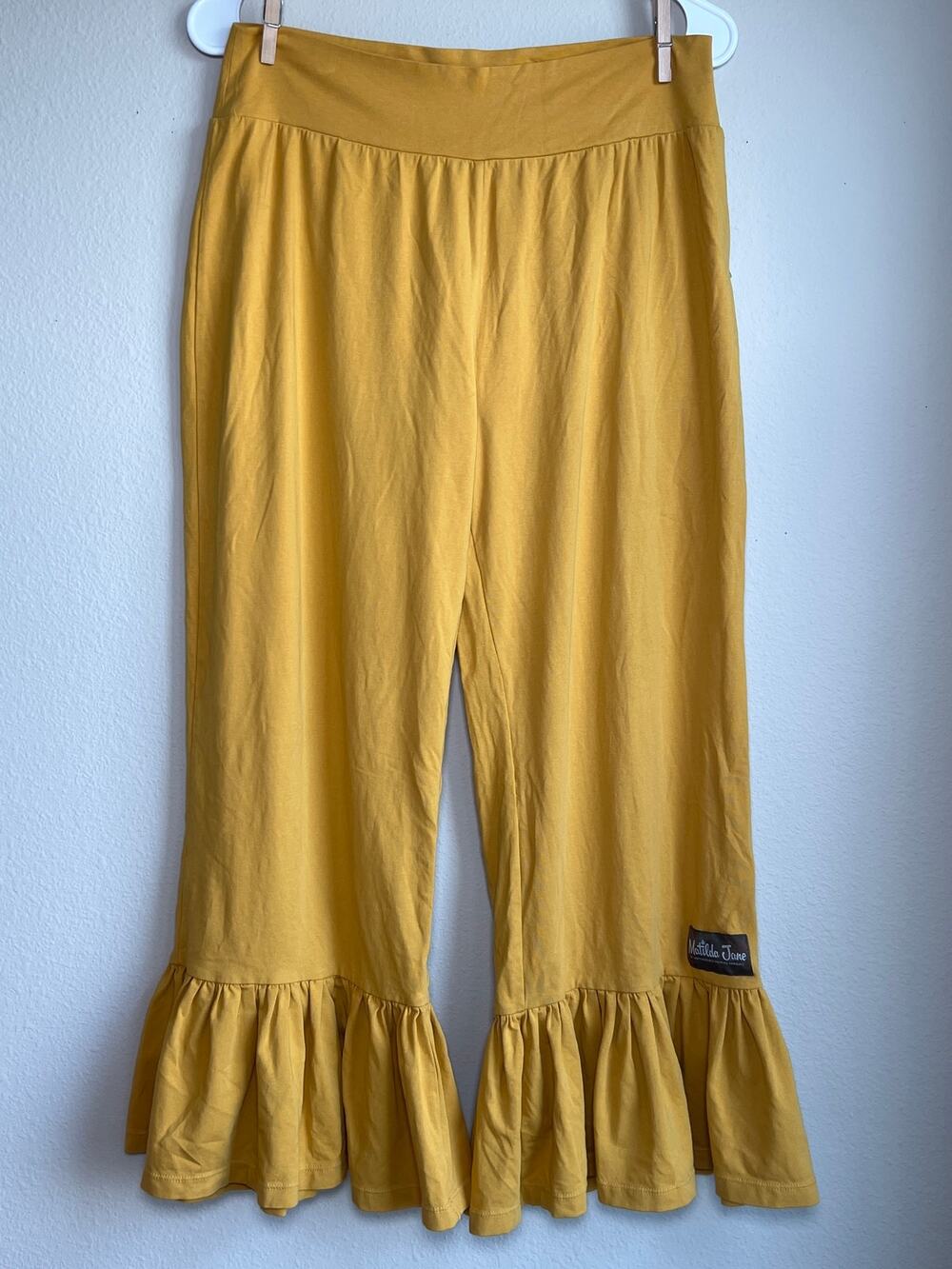 Matilda Jane Womens Small Mustard Yellow Wide Leg Ruffle Hem Knit Crop Pants